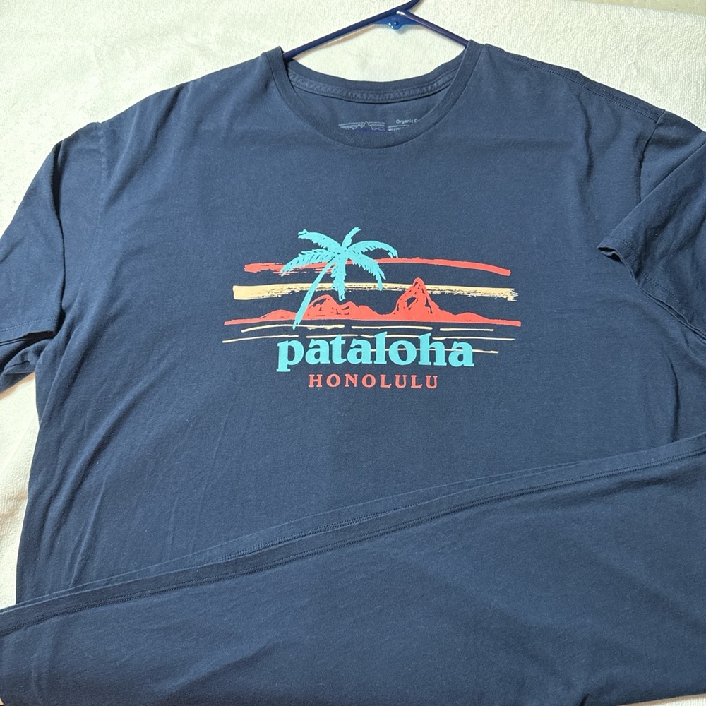 Patagonia Pataloha Honolulu Tee - Navy and Coral